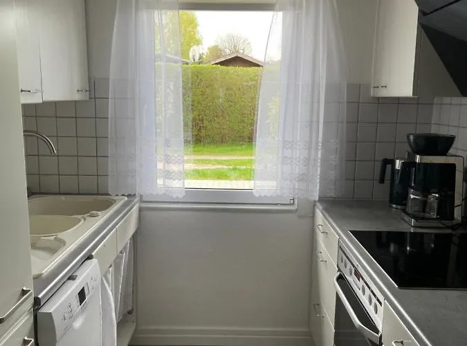 Haus Am Grimnitzsee Mit Garten بيت للعطل يواخيمستال